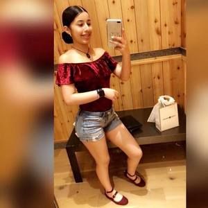 Meet your Posher, Melisa